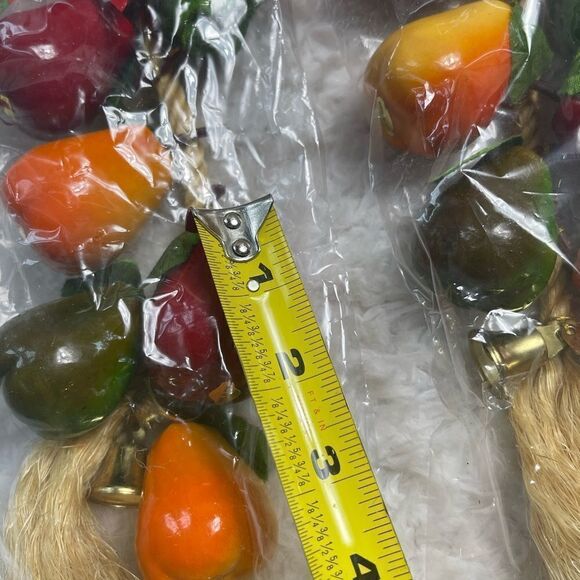 New Vintage pair of faux fruits with rope hanging wall gold tone bells &red bow - Picture 6 of 10